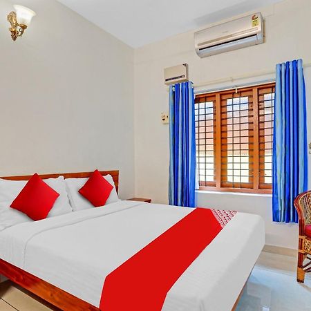 Flagship Hotel Adara Residency Thiruvananthapuram Exterior foto