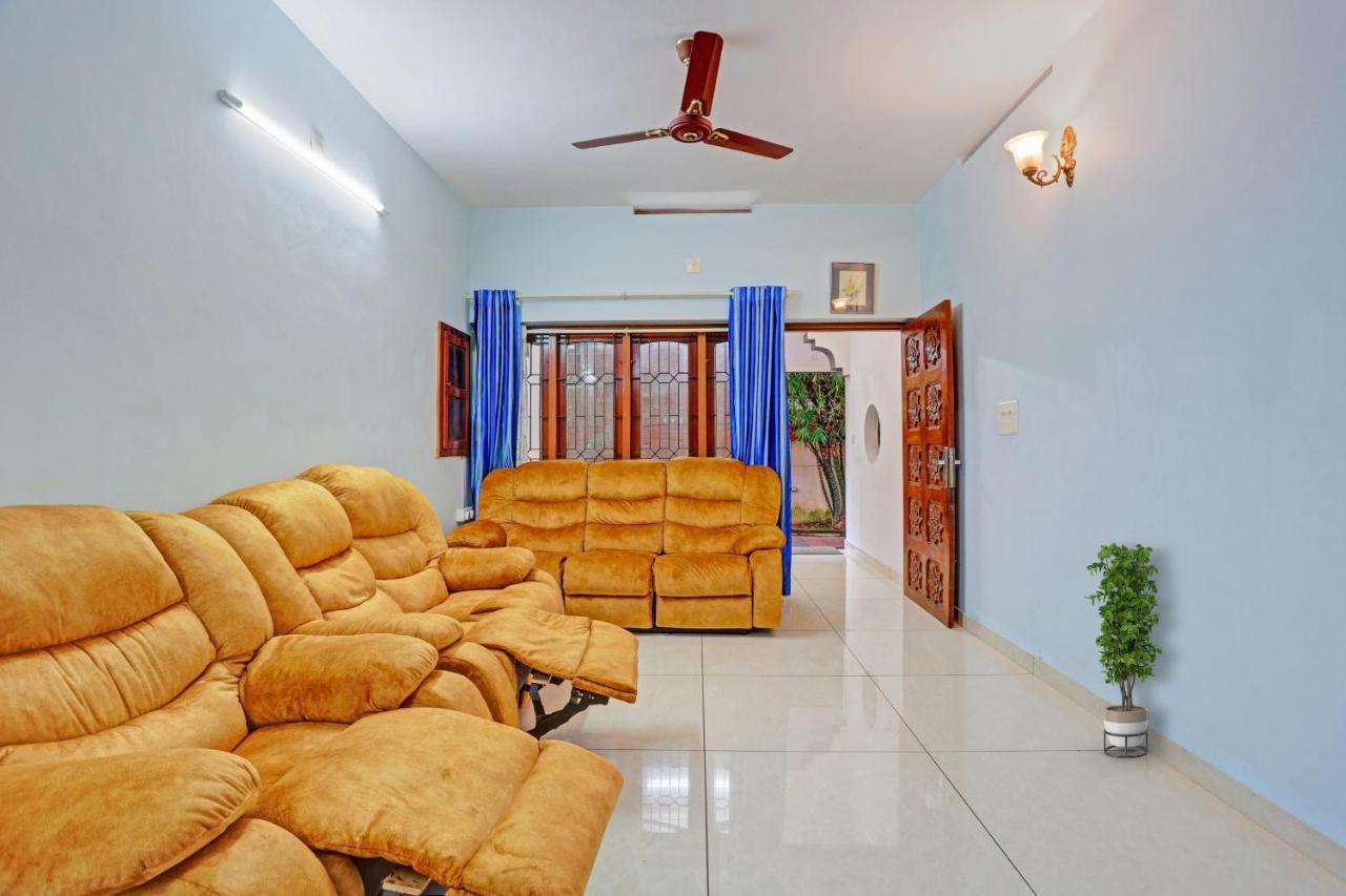Flagship Hotel Adara Residency Thiruvananthapuram Exterior foto